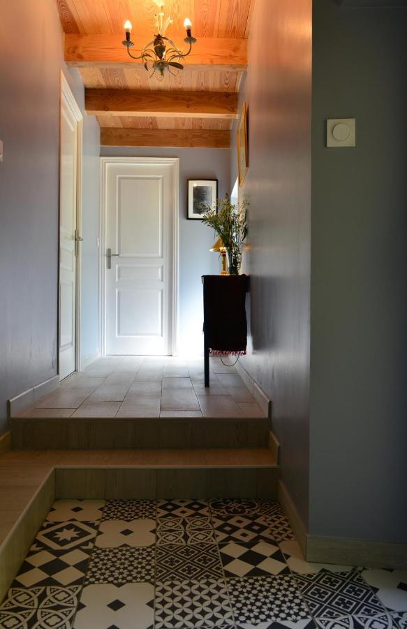 Chez Pique-Fesse Chambre D'Hote Saint-Martin-L'ars Exterior foto